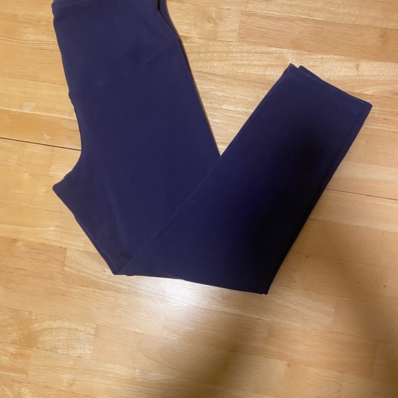 Yummie Tummie by Heather Thomson Leggings Nora Skimmer Midnight Navy Size Medium - Picture 4 of 4